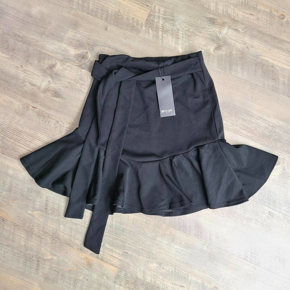 NWT Nastygal Collection Black Tulip Hem Tie Waist Skirt Size 2